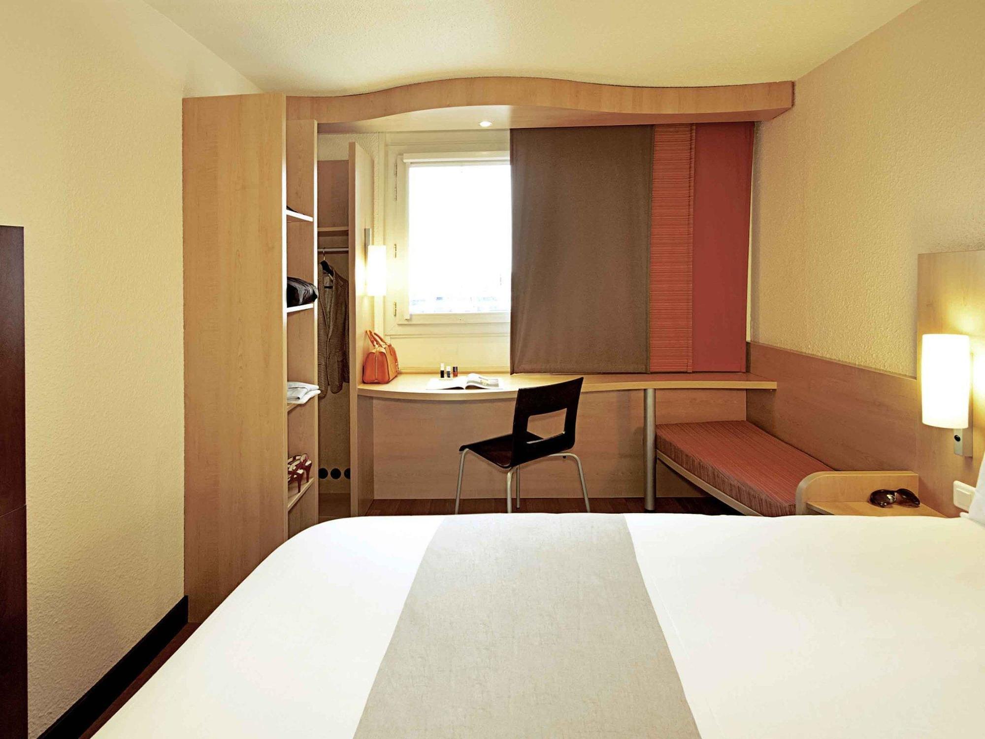 Ibis Poitiers Sud Hotell Eksteriør bilde